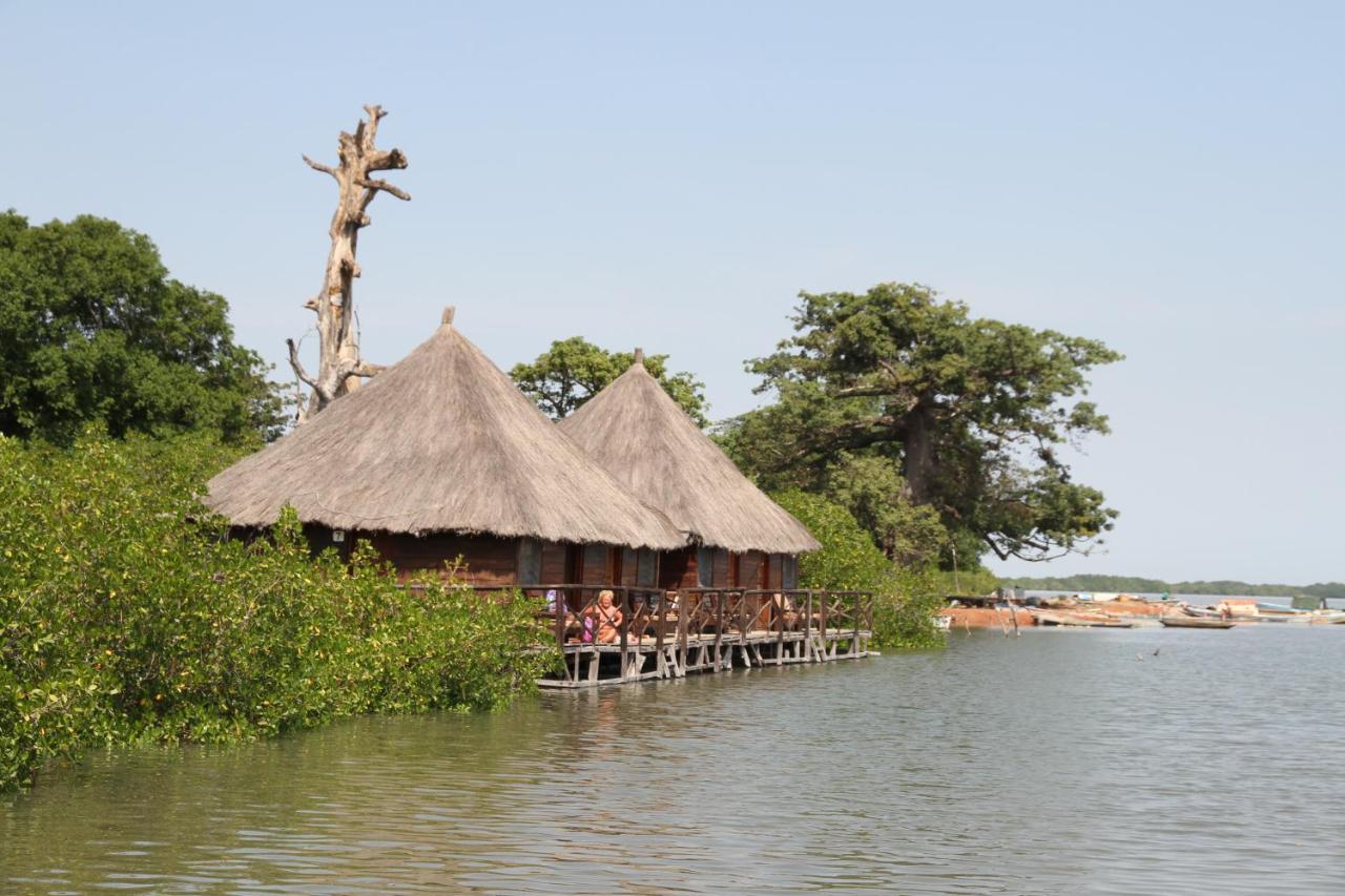 Bintang Bolong Lodge Exterior photo