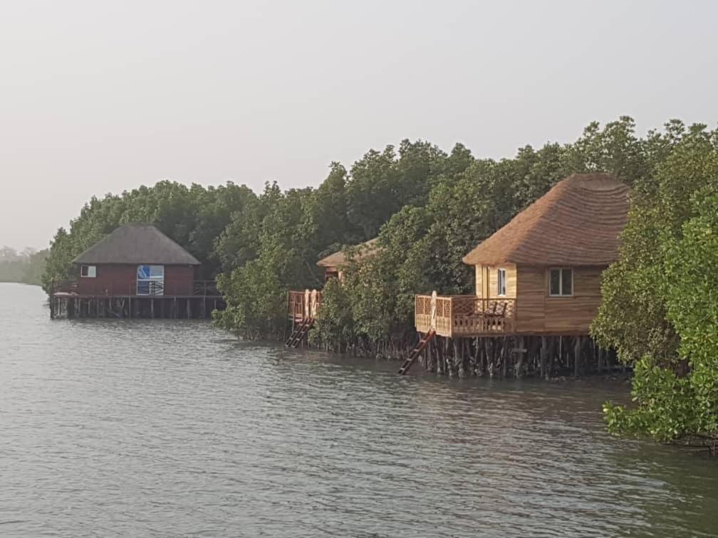 Bintang Bolong Lodge Room photo